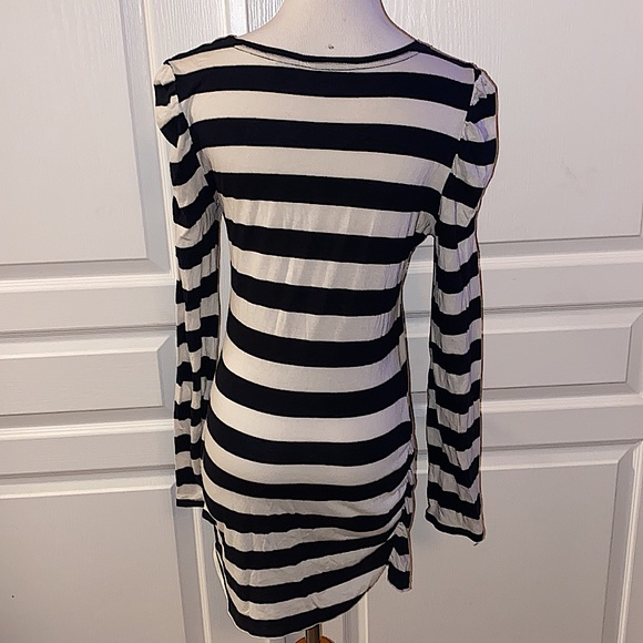 Metaphor Striped Tunic - Picture 2 of 2